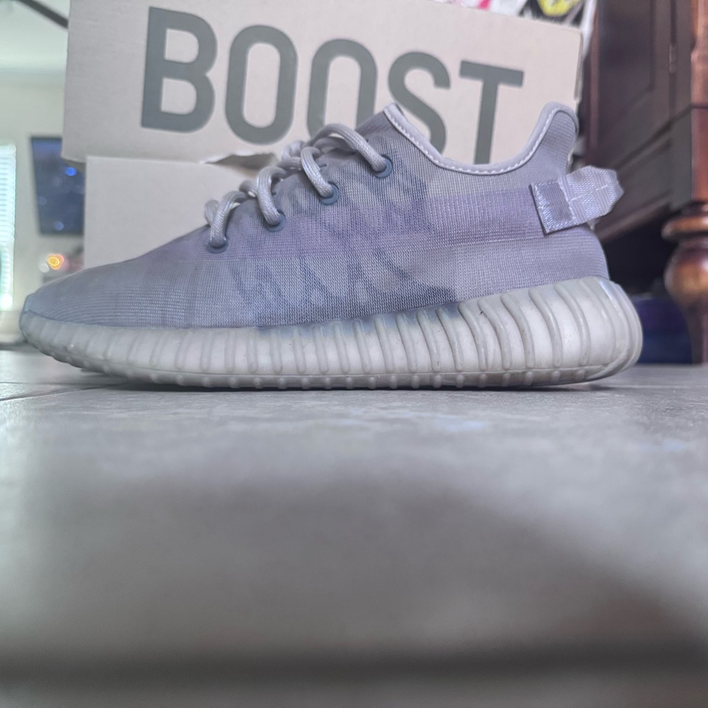 Adidas Yzy 350 V2 Boost